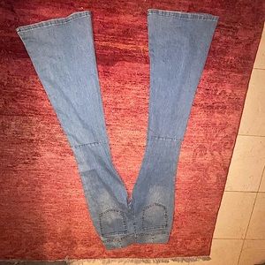 Boutique Bellbottoms size small NWOT